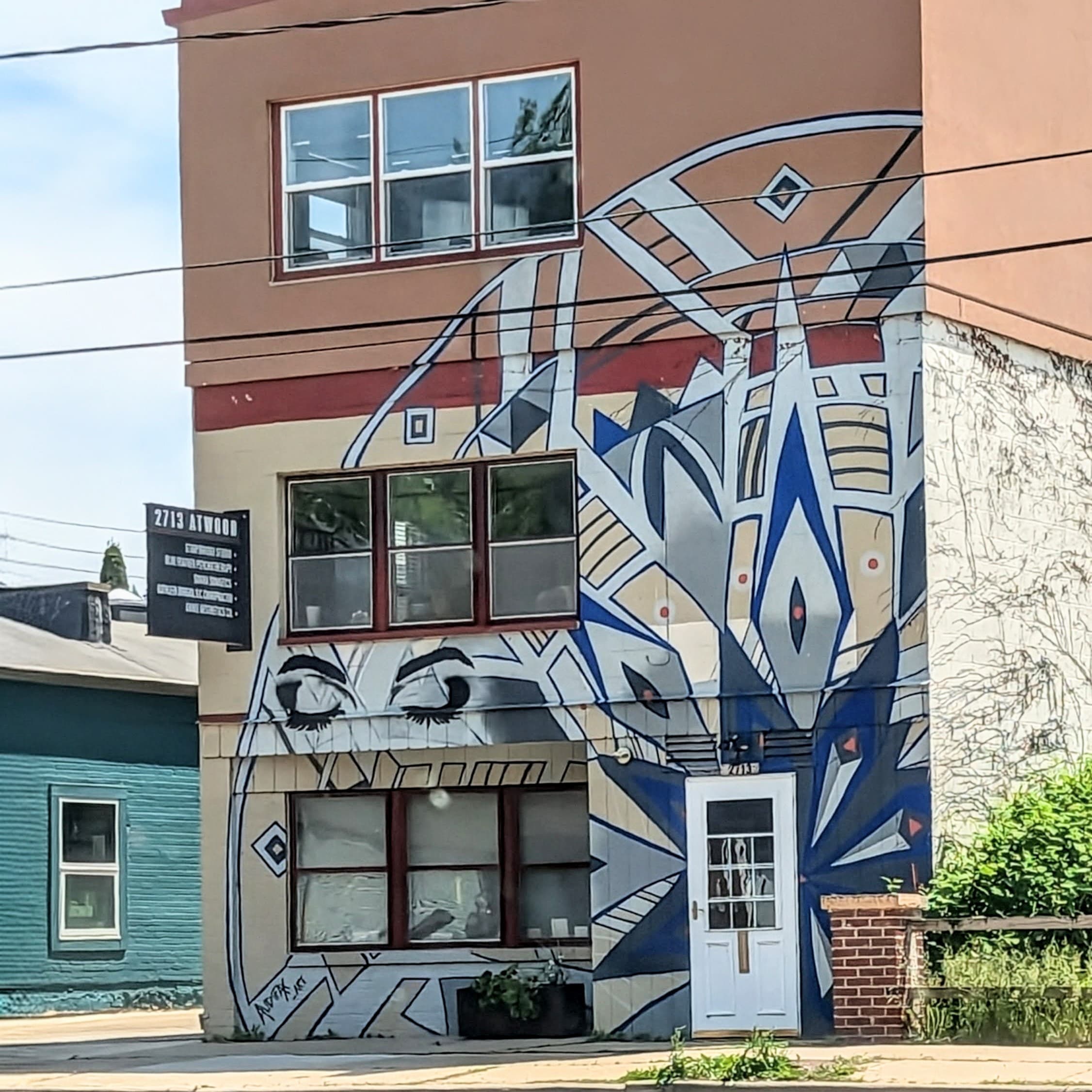 2713 Atwood mural