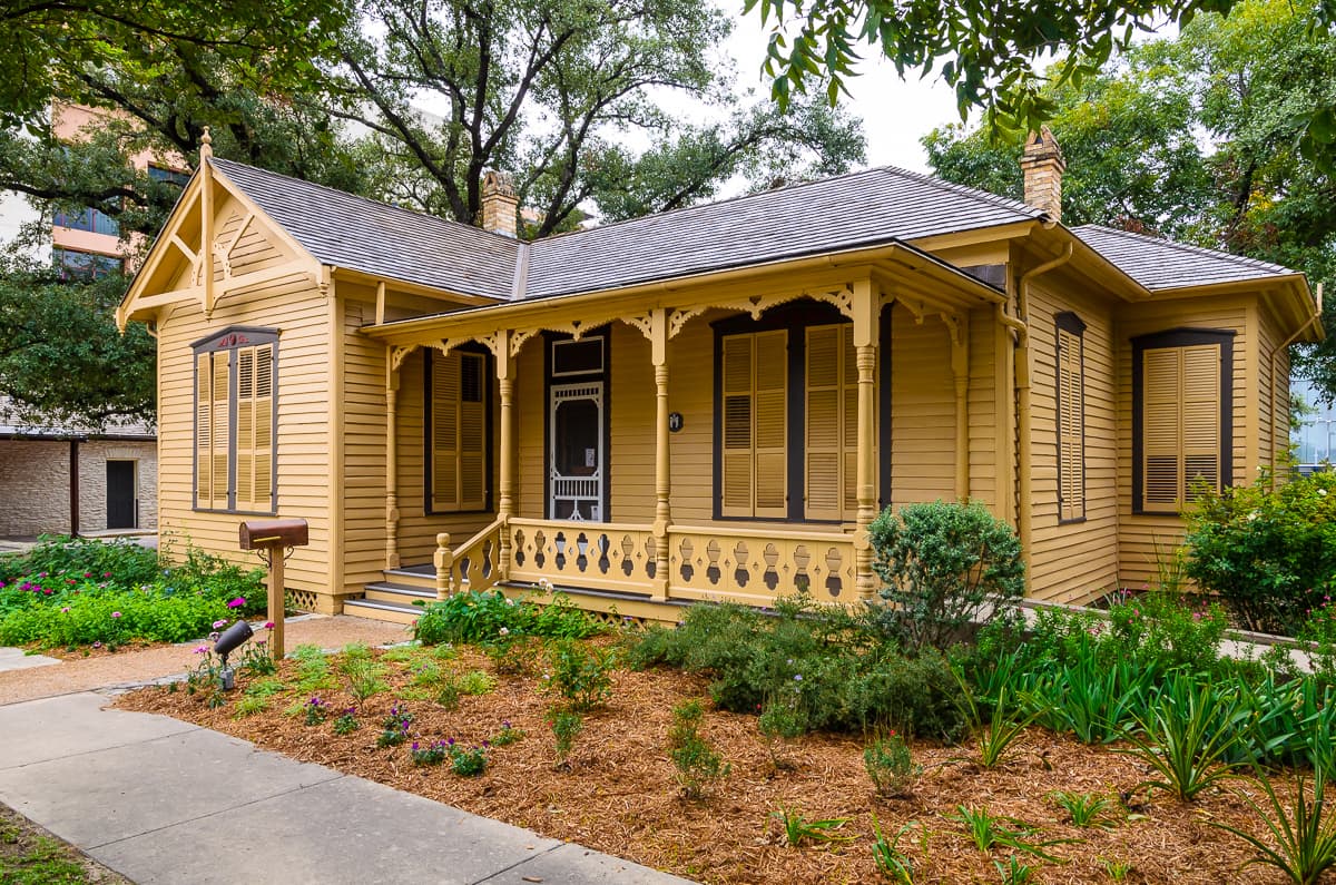 Brush Square (O. Henry Museum)