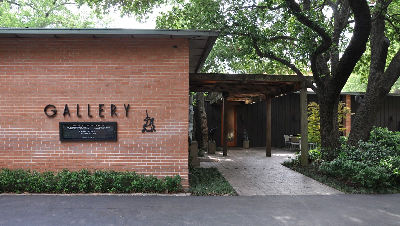 Valley House Gallery & Sculpture Garden