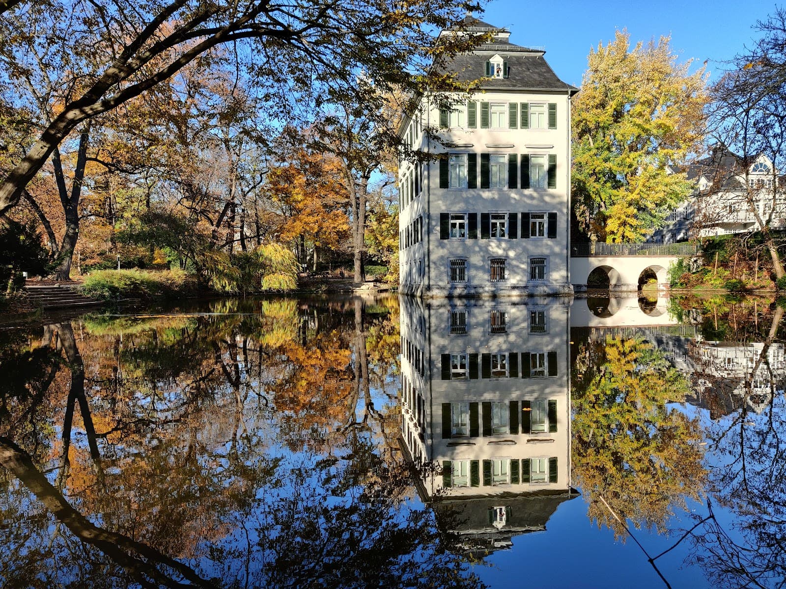 Adolph-von-Holzhausen-Park