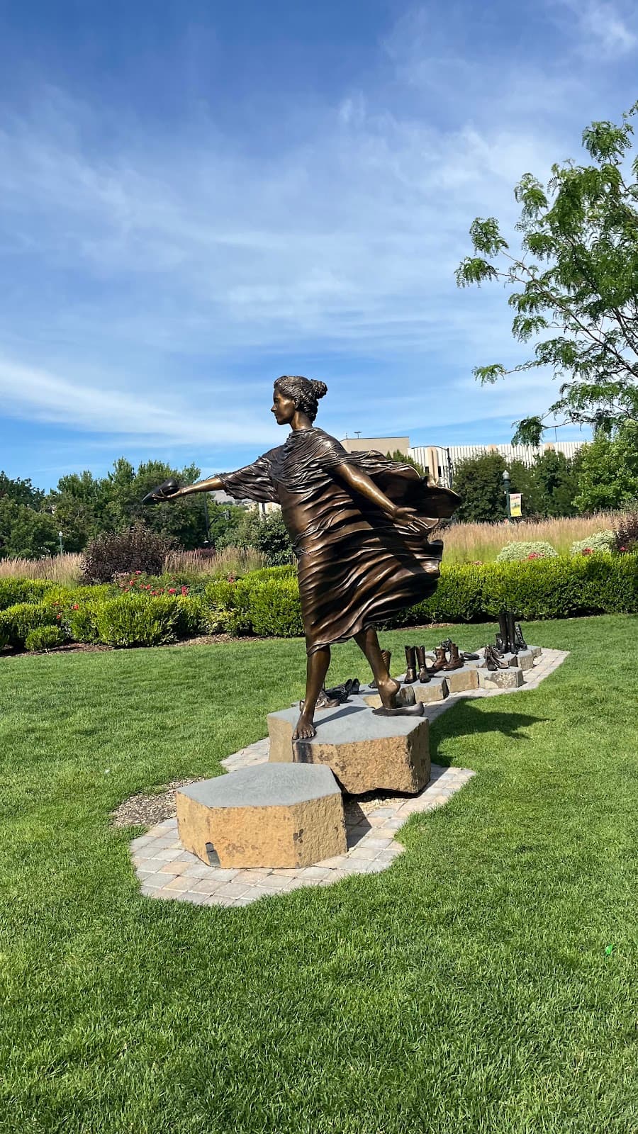 Idaho Women's Suffrage Commemorative Sculpture