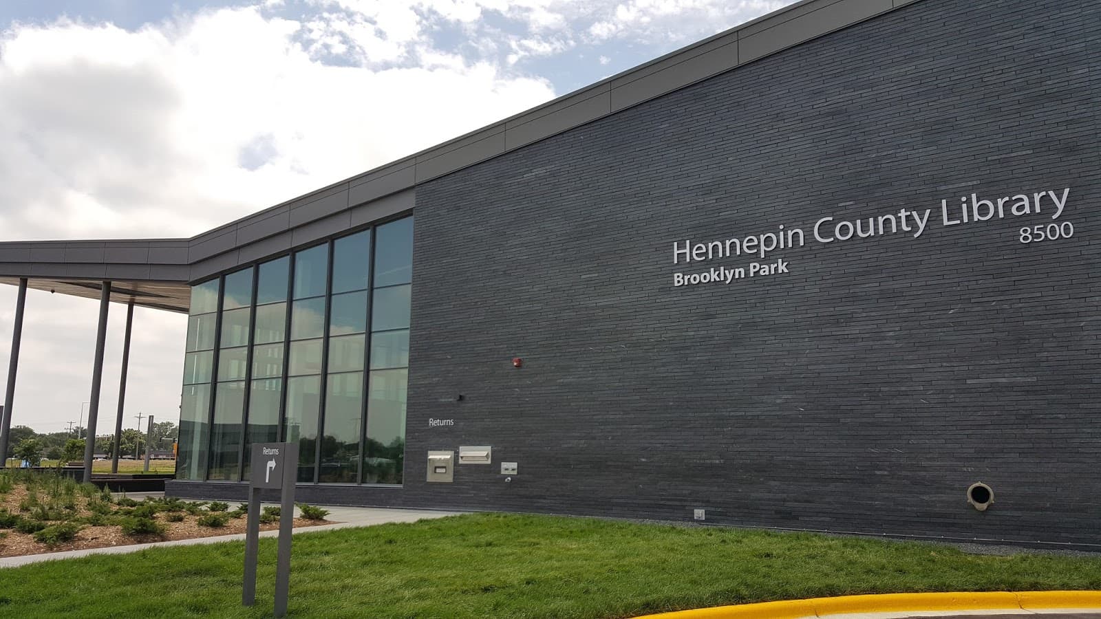 Brooklyn Park Library - Hennepin County Library