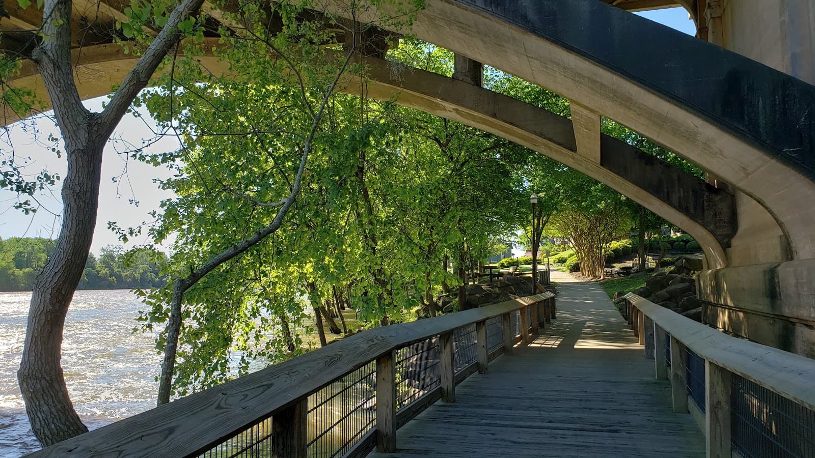 West Columbia Riverwalk Park and Amphitheater