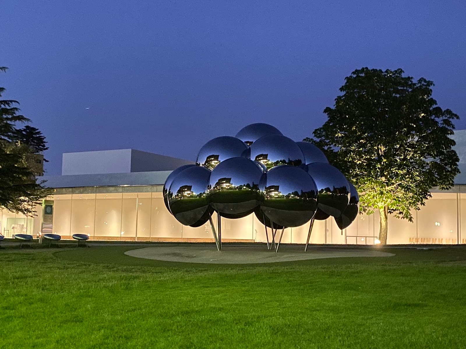 Kanazawa 21st Century Museum of Contemporary Art