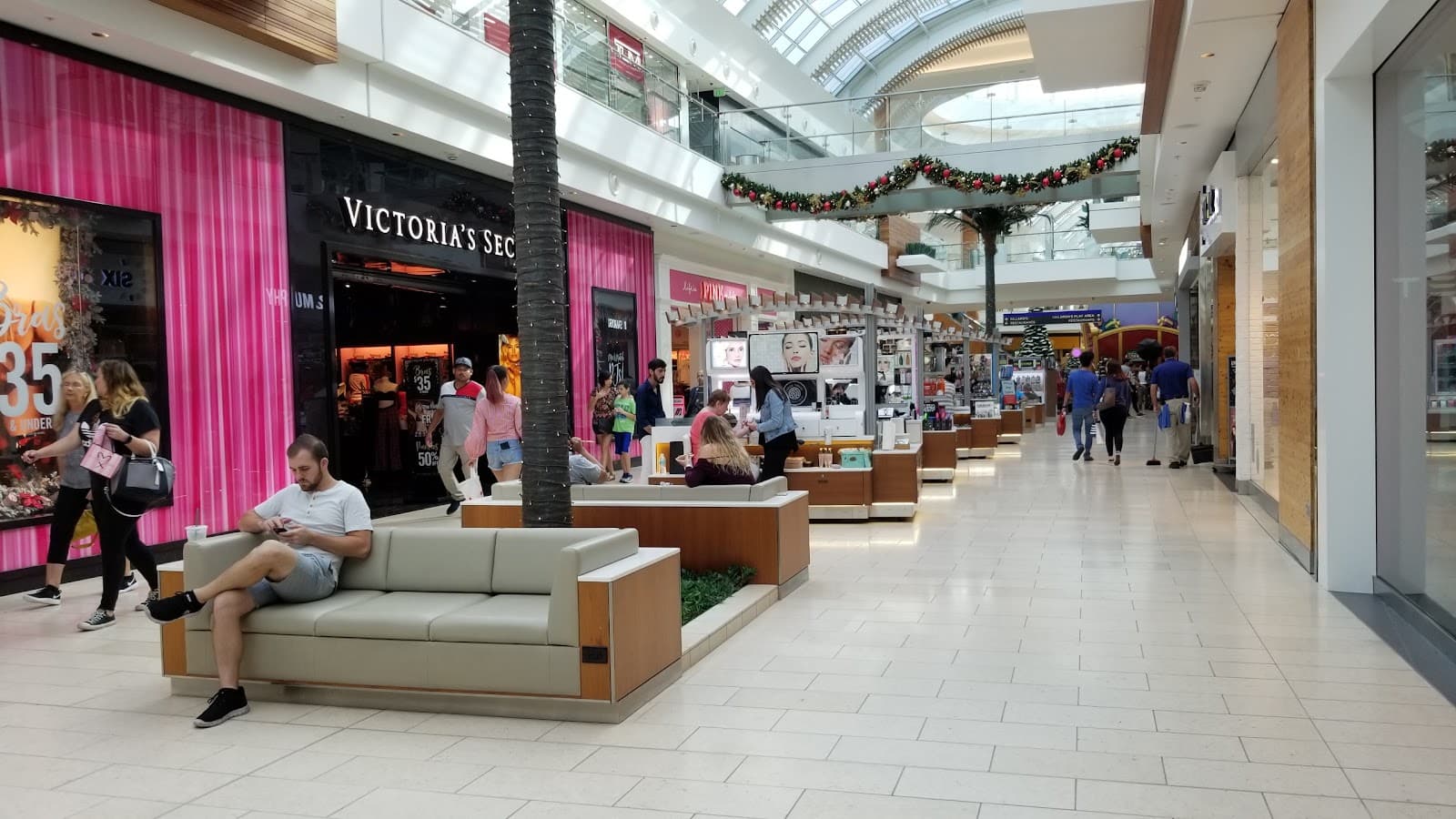 The Mall at University Town Center