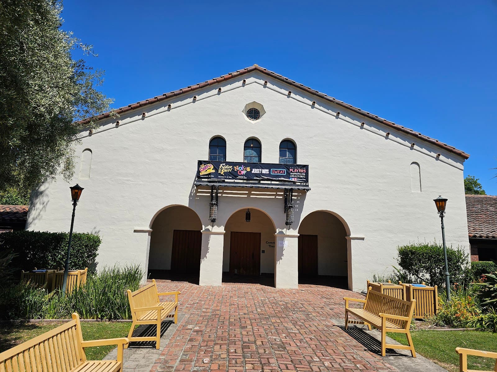 Lucie Stern Community Center